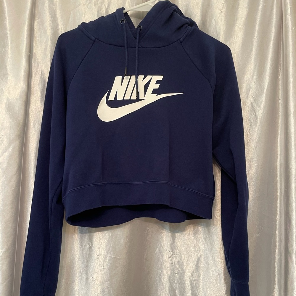 Crop Nike hoodie